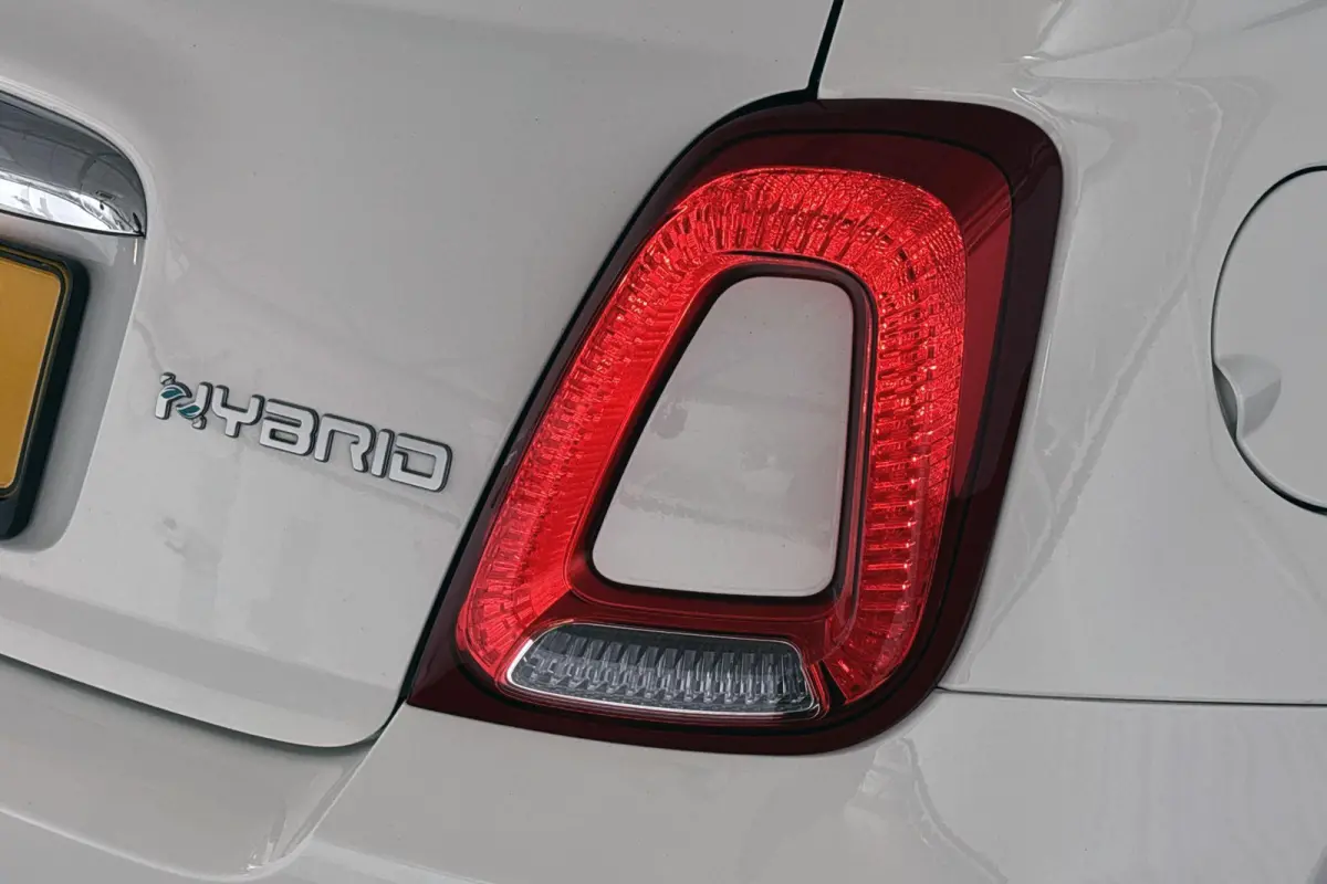 1.0 Hybrid Cult Cabriolet Airco Cruise Control Private lease €359,- p/m