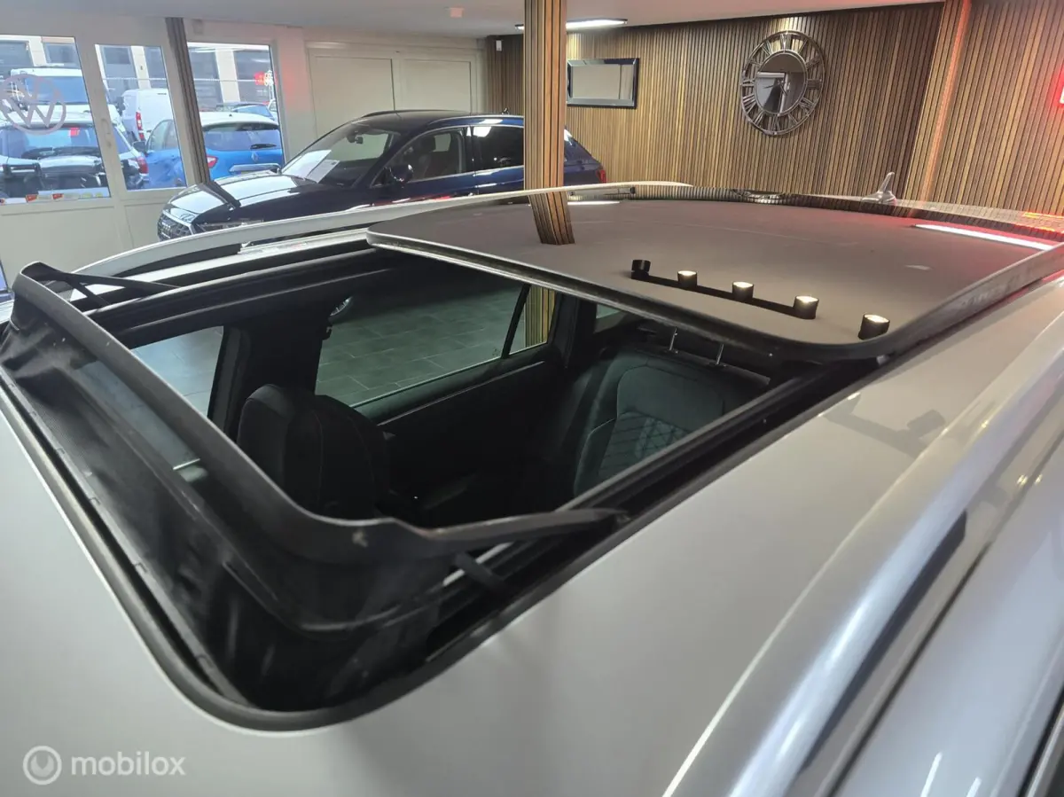1.5 TSI 3x R-Line/ Pano / 360°Camera/ Vol Op