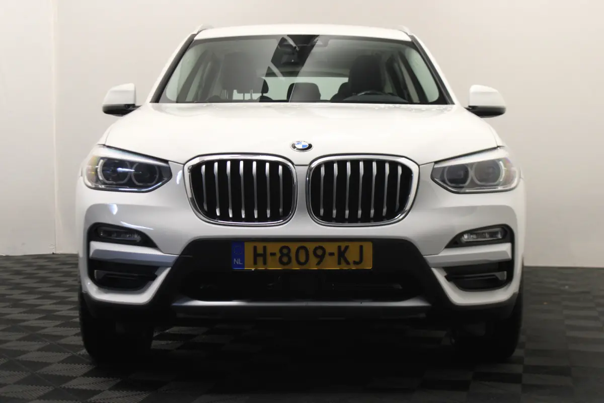 xDrive30i High Executive |Stoelverwarming|Trekhaak|