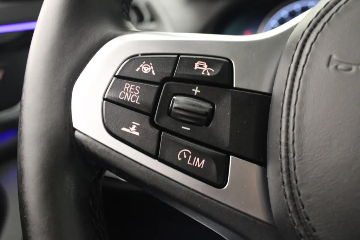 xDrive30i High Executive |Stoelverwarming|Trekhaak|