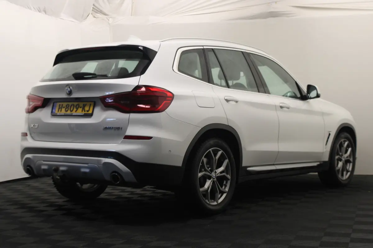 xDrive30i High Executive |Stoelverwarming|Trekhaak|