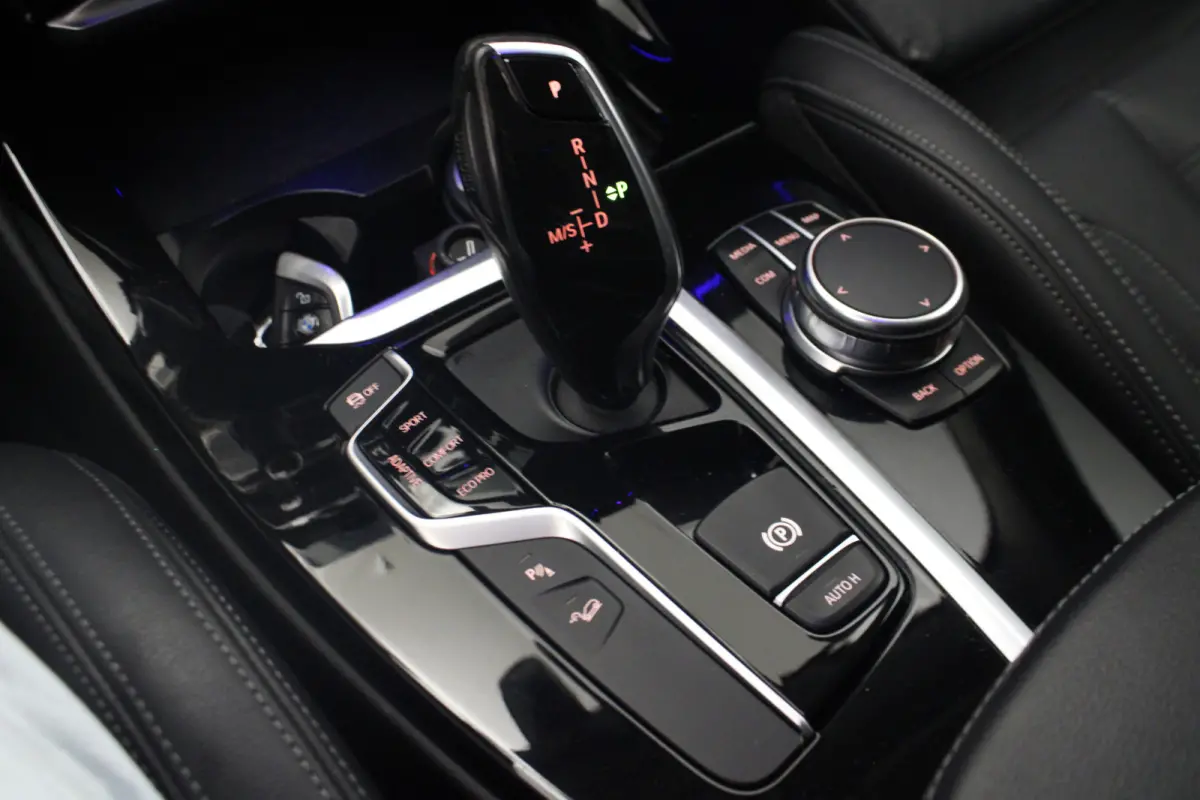 xDrive30i High Executive |Stoelverwarming|Trekhaak|