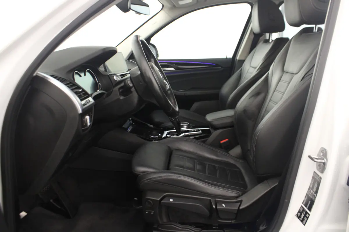 xDrive30i High Executive |Stoelverwarming|Trekhaak|