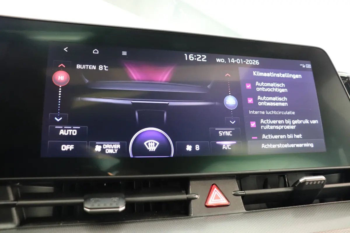 1.6 T-GDi Plug-in Hybrid AWD GT-Line automaat. Panoramadak, tray planken, zeer compleet.