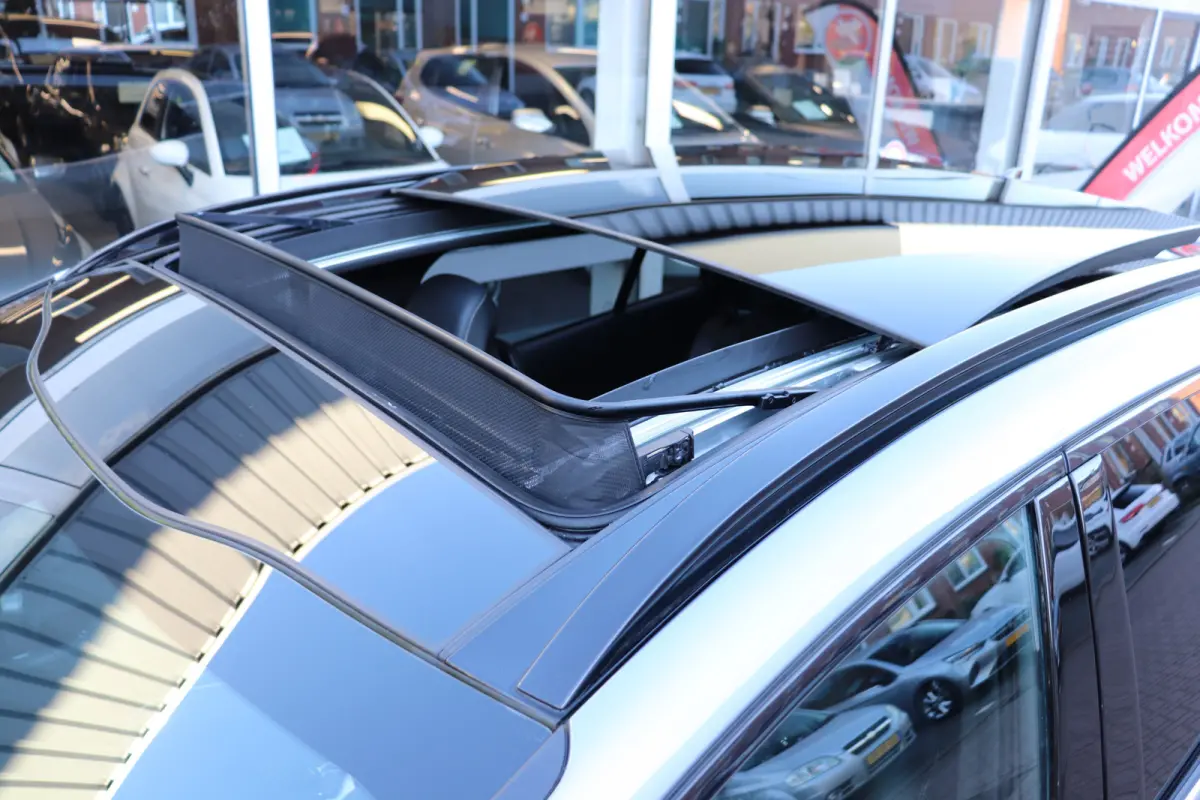 1.6 T-GDi Plug-in Hybrid AWD GT-Line automaat. Panoramadak, tray planken, zeer compleet.