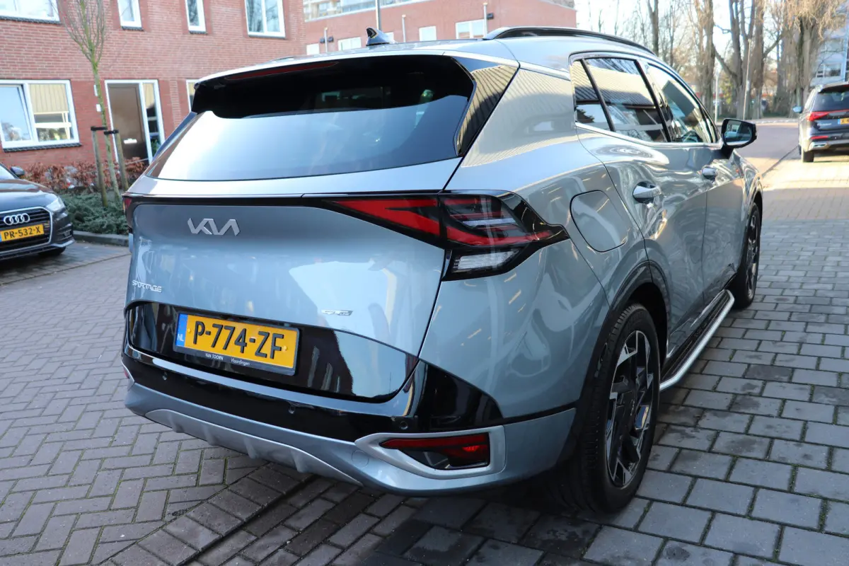 1.6 T-GDi Plug-in Hybrid AWD GT-Line automaat. Panoramadak, tray planken, zeer compleet.