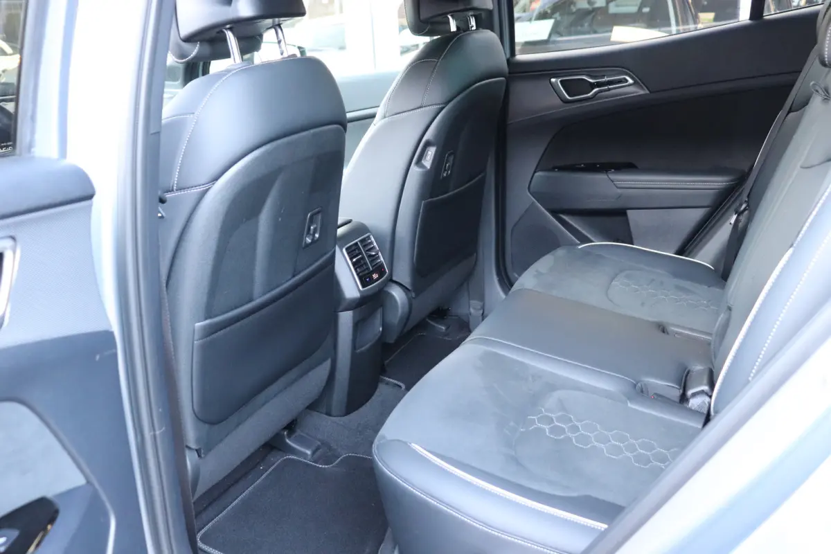 1.6 T-GDi Plug-in Hybrid AWD GT-Line automaat. Panoramadak, tray planken, zeer compleet.