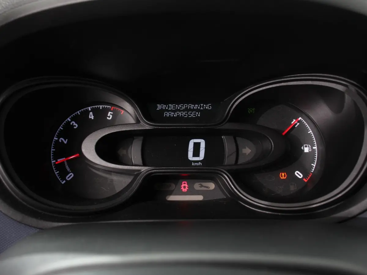 1.6 CDTI L2H1 8-Persoons PERSONENBUS Incl. BTW/Bpm Airco Bluetooth Lang 8-persoons