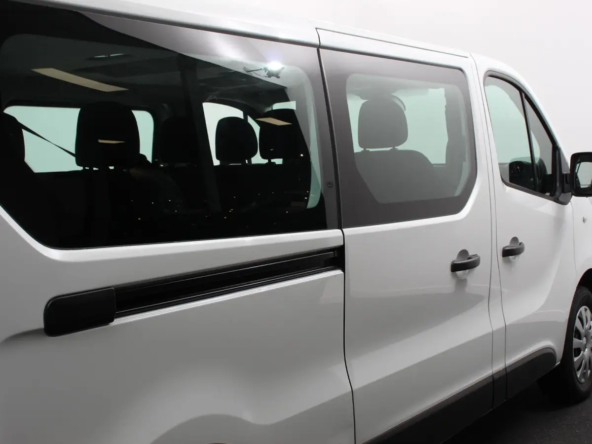 1.6 CDTI L2H1 8-Persoons PERSONENBUS Incl. BTW/Bpm Airco Bluetooth Lang 8-persoons