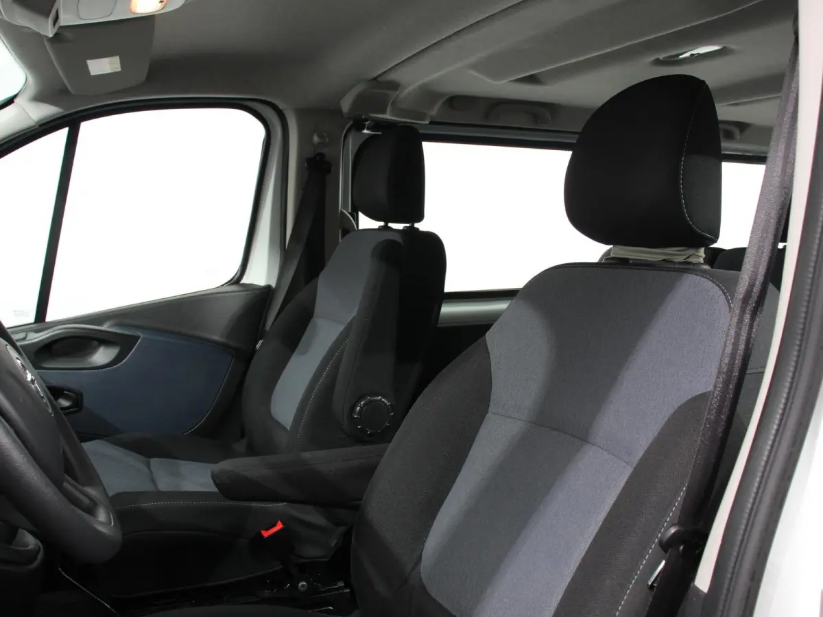 1.6 CDTI L2H1 8-Persoons PERSONENBUS Incl. BTW/Bpm Airco Bluetooth Lang 8-persoons