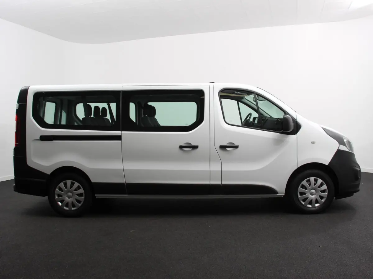 1.6 CDTI L2H1 8-Persoons PERSONENBUS Incl. BTW/Bpm Airco Bluetooth Lang 8-persoons