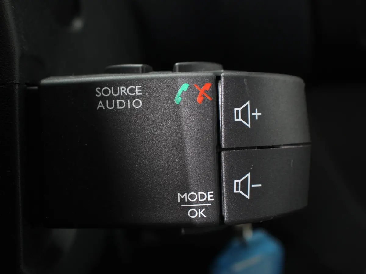1.6 CDTI L2H1 8-Persoons PERSONENBUS Incl. BTW/Bpm Airco Bluetooth Lang 8-persoons