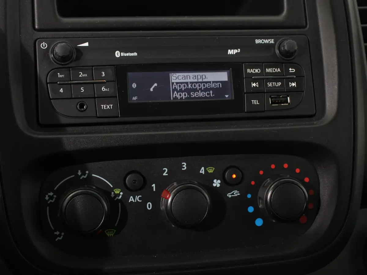 1.6 CDTI L2H1 8-Persoons PERSONENBUS Incl. BTW/Bpm Airco Bluetooth Lang 8-persoons