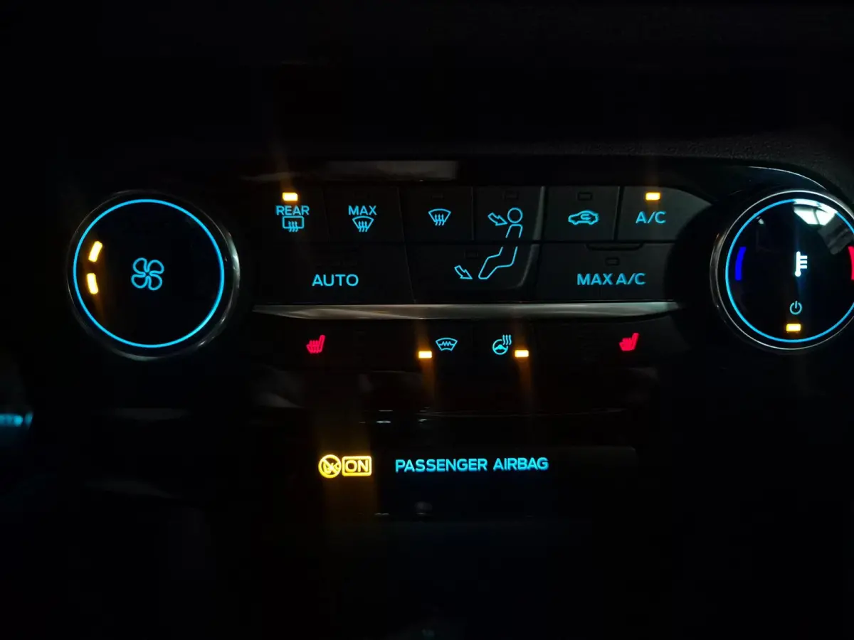 1.0 EcoBoost ST-Line X Android Adaptive Cruise Line Assist Dode hoek Full optie zwart dak LED NAP Camera Trekhaak
