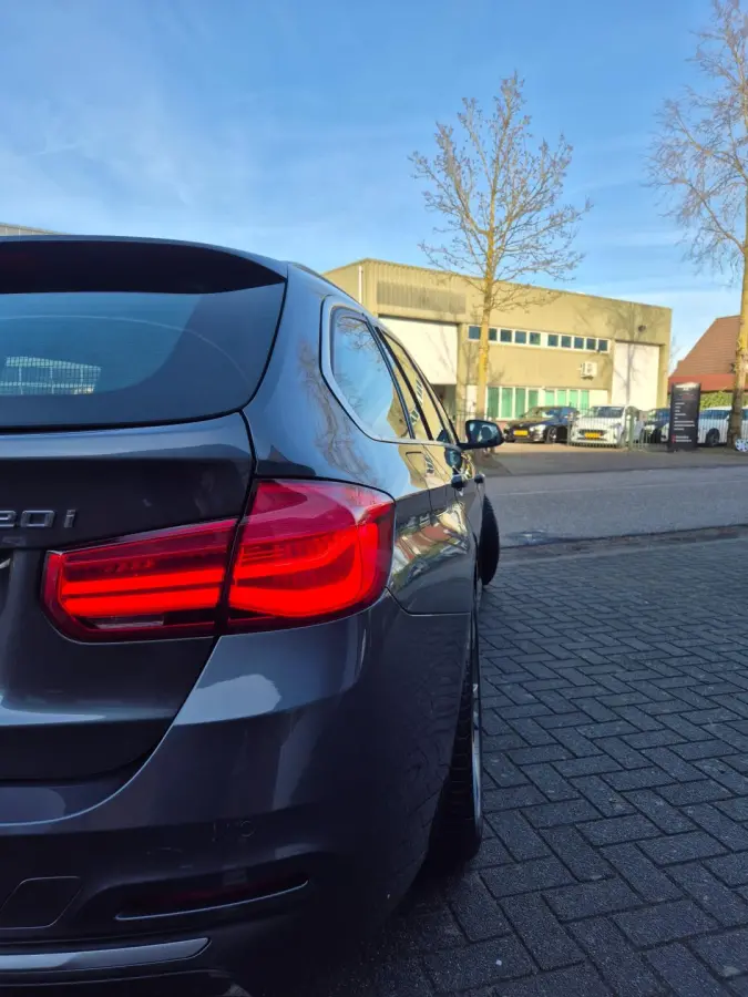 Nbt EVO Apple CarPlay LM Velgen Trekhaak NAP NL Gave Kleur 320i Luxury Edition