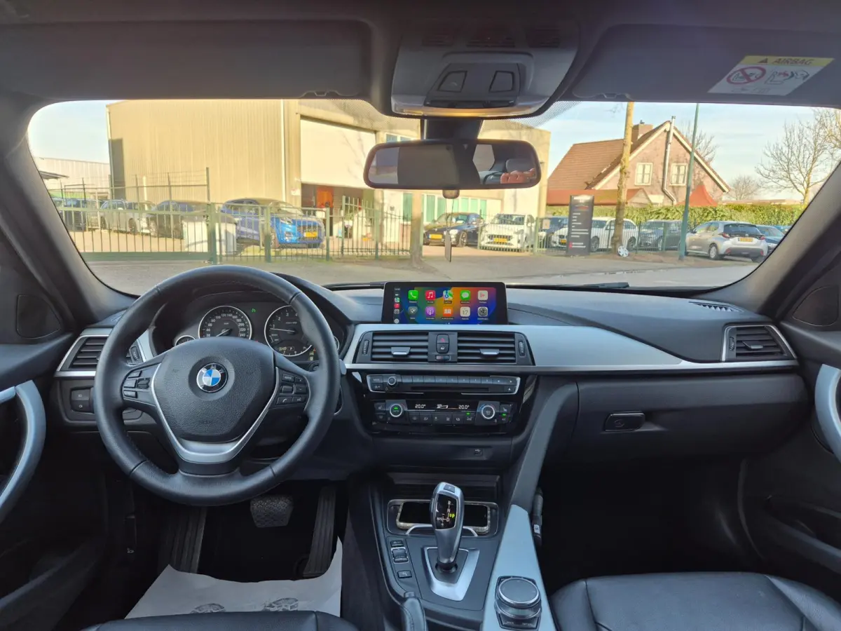 Nbt EVO Apple CarPlay LM Velgen Trekhaak NAP NL Gave Kleur 320i Luxury Edition