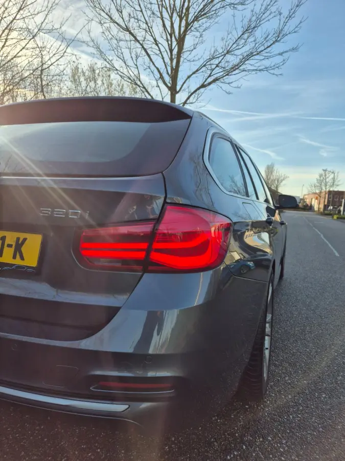 Nbt EVO Apple CarPlay LM Velgen Trekhaak NAP NL Gave Kleur 320i Luxury Edition