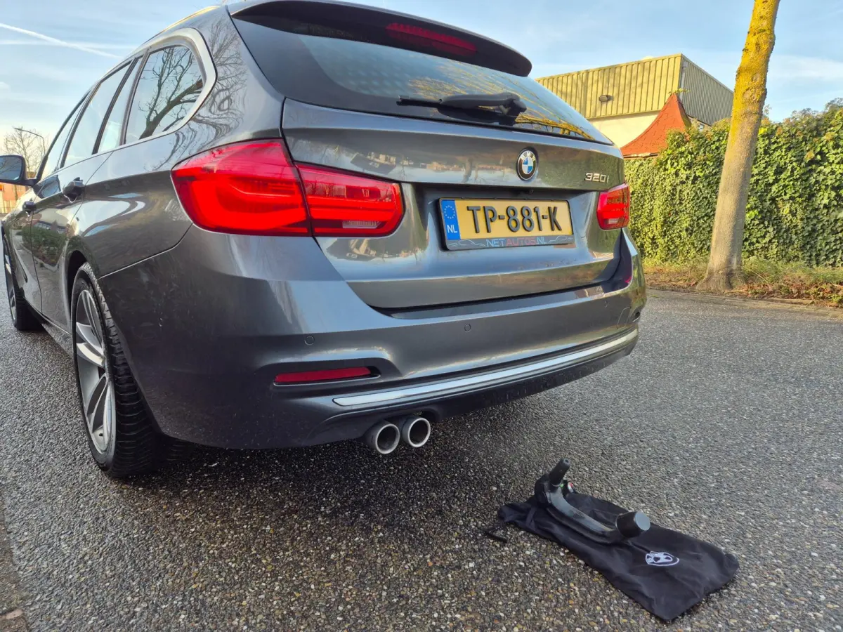 Nbt EVO Apple CarPlay LM Velgen Trekhaak NAP NL Gave Kleur 320i Luxury Edition