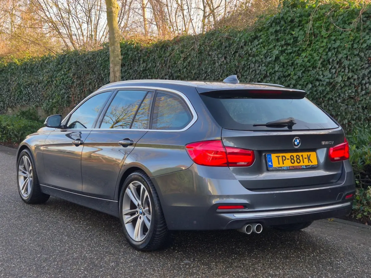 Nbt EVO Apple CarPlay LM Velgen Trekhaak NAP NL Gave Kleur 320i Luxury Edition