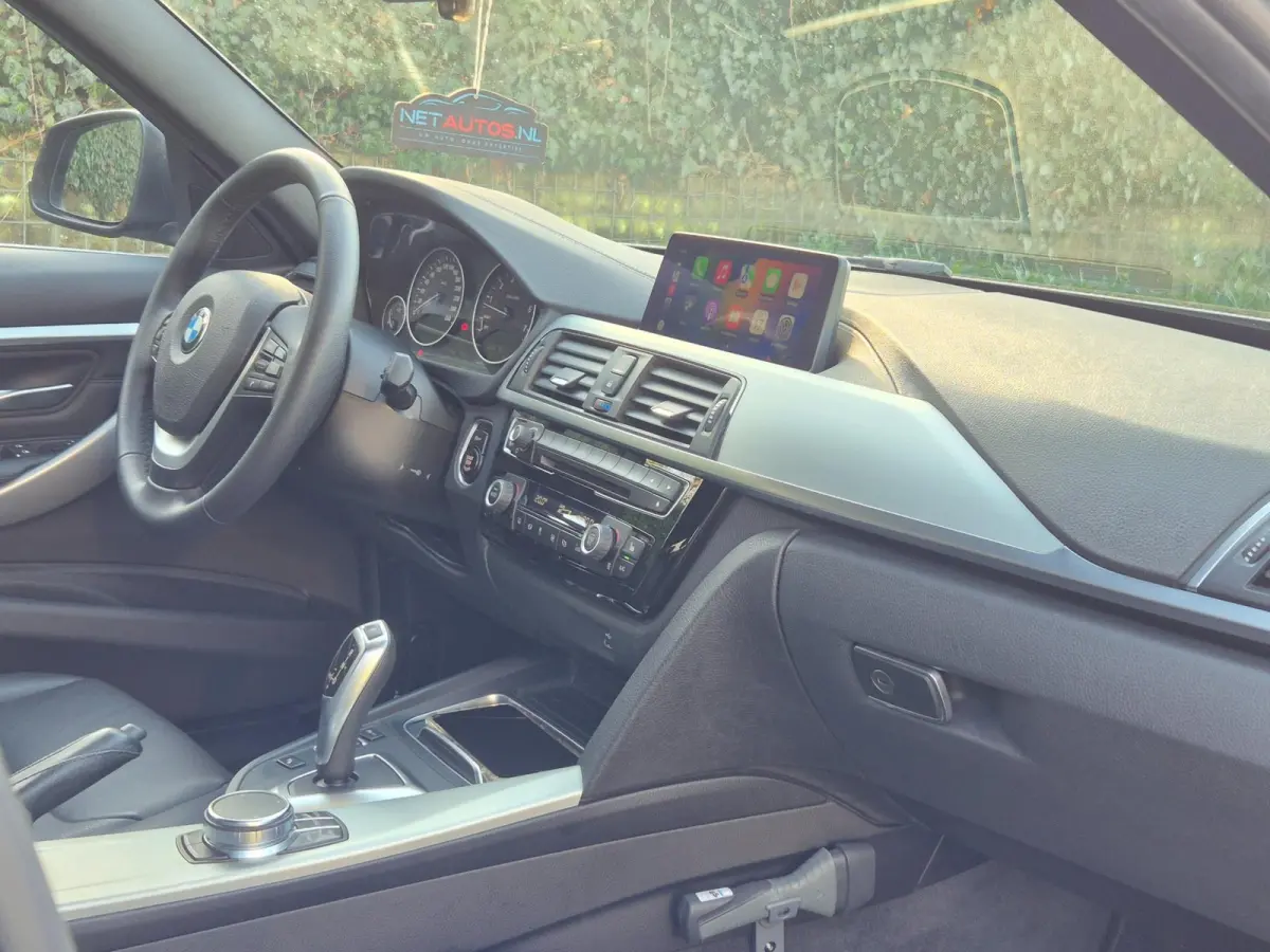 Nbt EVO Apple CarPlay LM Velgen Trekhaak NAP NL Gave Kleur 320i Luxury Edition