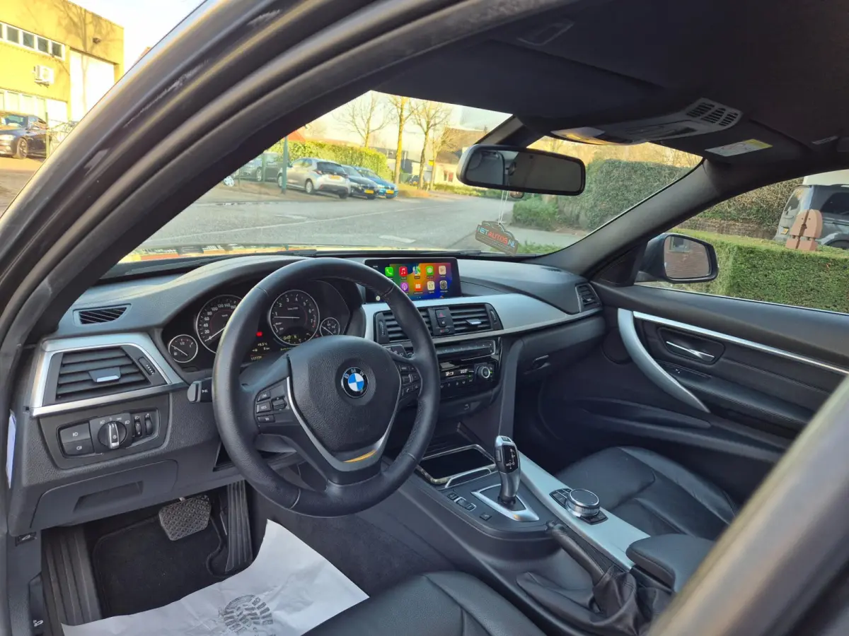 Nbt EVO Apple CarPlay LM Velgen Trekhaak NAP NL Gave Kleur 320i Luxury Edition