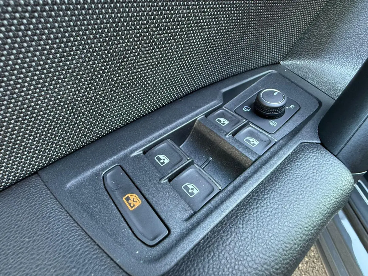 1.5 TSI FR Business Intense | Trekhaak | Dealer onderhouden