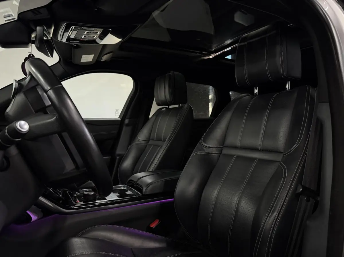 3.0 V6 SC AWD R-Dynamic HSE