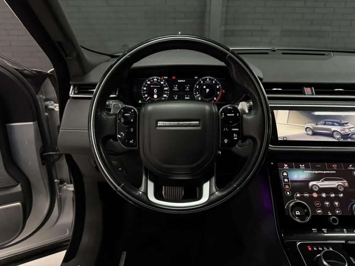 3.0 V6 SC AWD R-Dynamic HSE