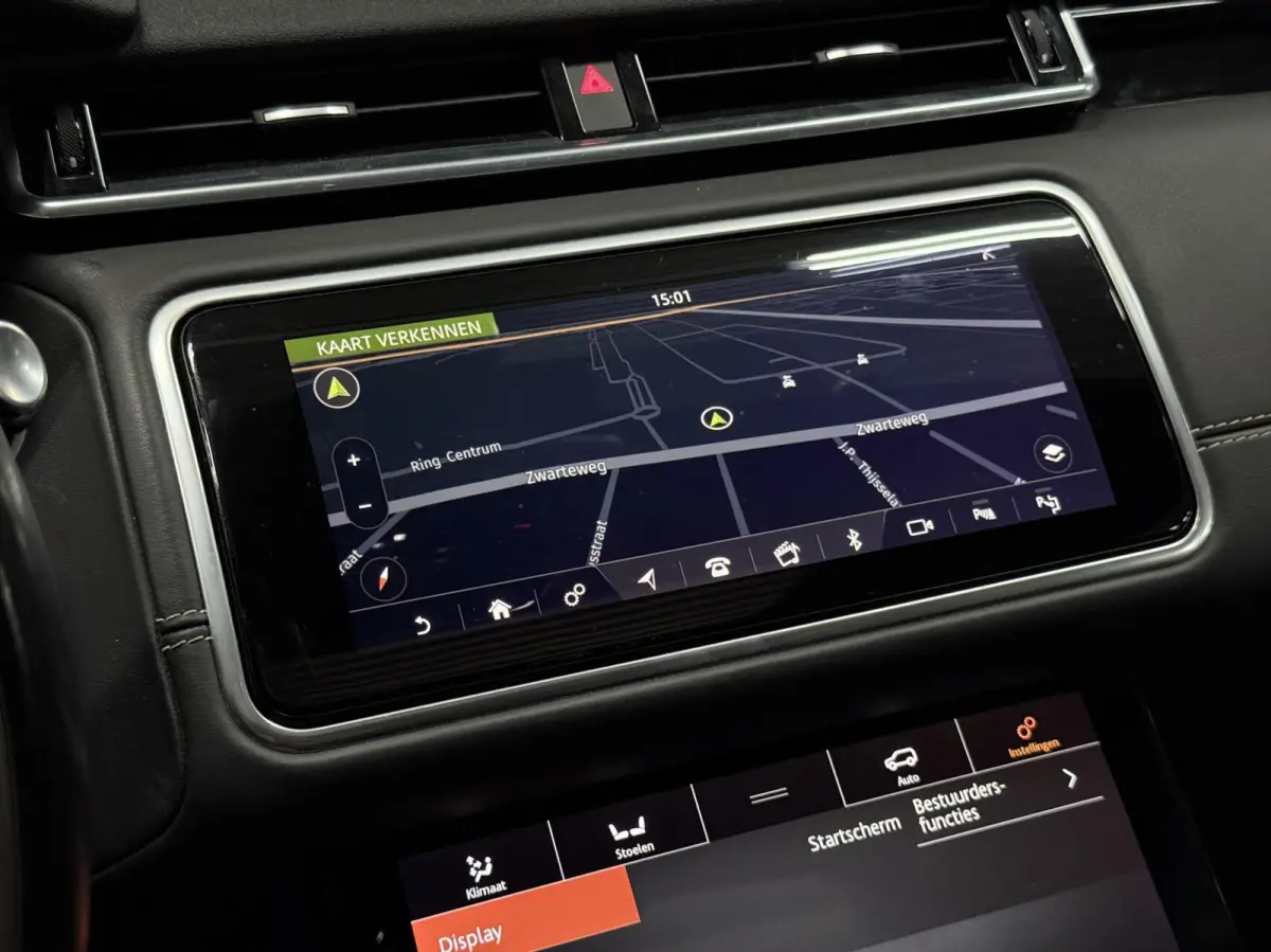 3.0 V6 SC AWD R-Dynamic HSE