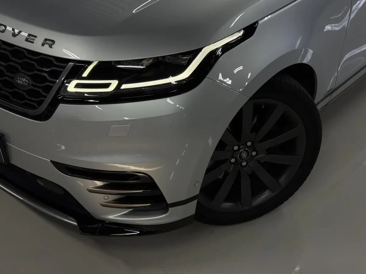 3.0 V6 SC AWD R-Dynamic HSE