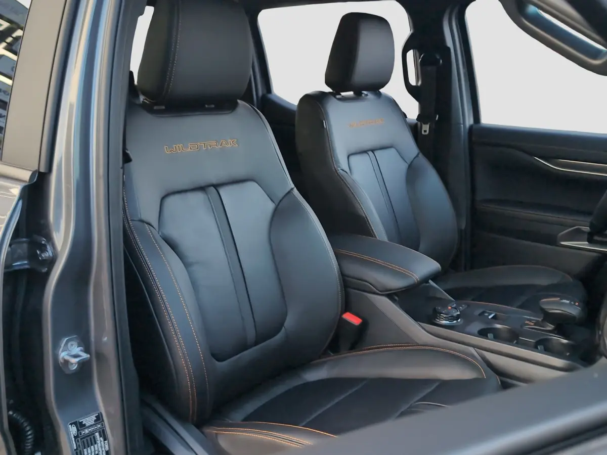 2.3 PHEV Wildtrak | 0.99% Financial Lease | Rollertop | 5 persoons | 3500 kg trekgewicht | Rollertop | 5 persoons | 3500 kg trekgewicht