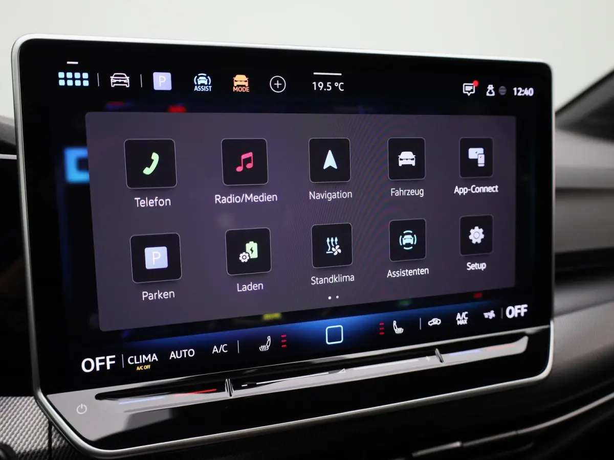 1.5 eHybrid GTE 272 PK | DEMO | PANORAMADAK | 360 CAMERA | HEAD-UP | SFEERVERLICHTING | STOELVERWARMING | STUURVERWARMING | IQ LIGHT | APPLE CARPLAY - ANDROID AUTO | DIGITALE COCKPIT PRO | K