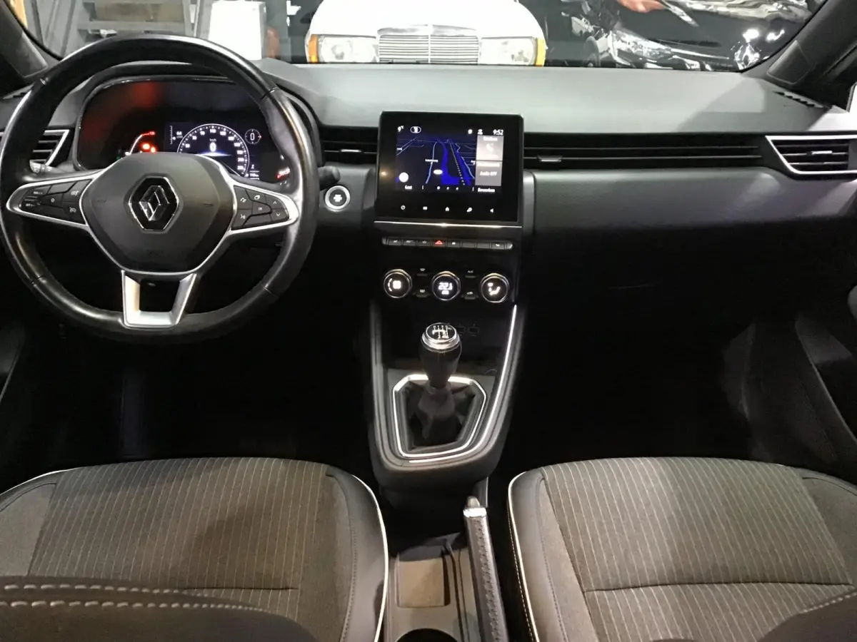 1.0 TCe Intens l Dealer Onderh. l New Apk + Kln Brt + Remmen I Navi I Carplay l Digital Dash l 6 Bak l Clima l Cruise