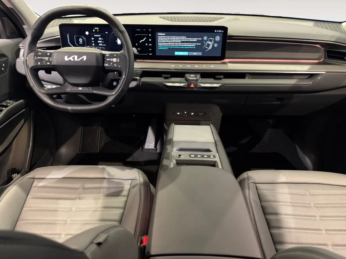 Plus 99.8 kWh | NU MET €3.000,- Inruilpremie! | Meridian premium sound system | Elektrisch verstelbare bestuurdersstoel