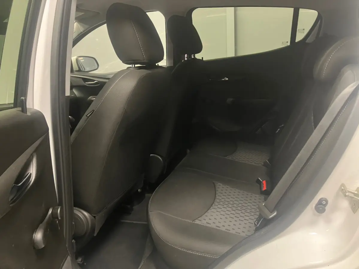 Online Edition 1.0 | Navigatie | Apple CarPlay | 1e Eigenaar | NAP |