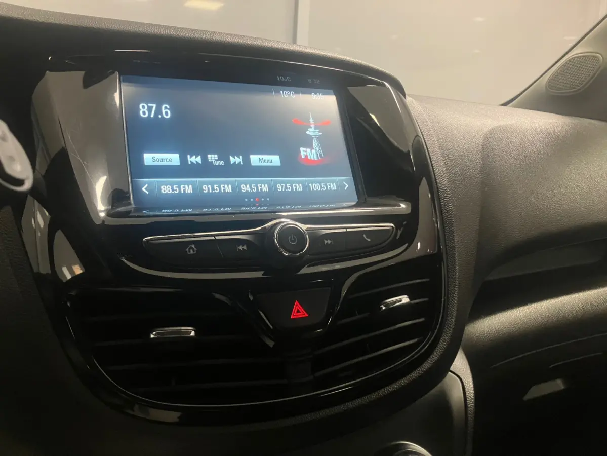 Online Edition 1.0 | Navigatie | Apple CarPlay | 1e Eigenaar | NAP |
