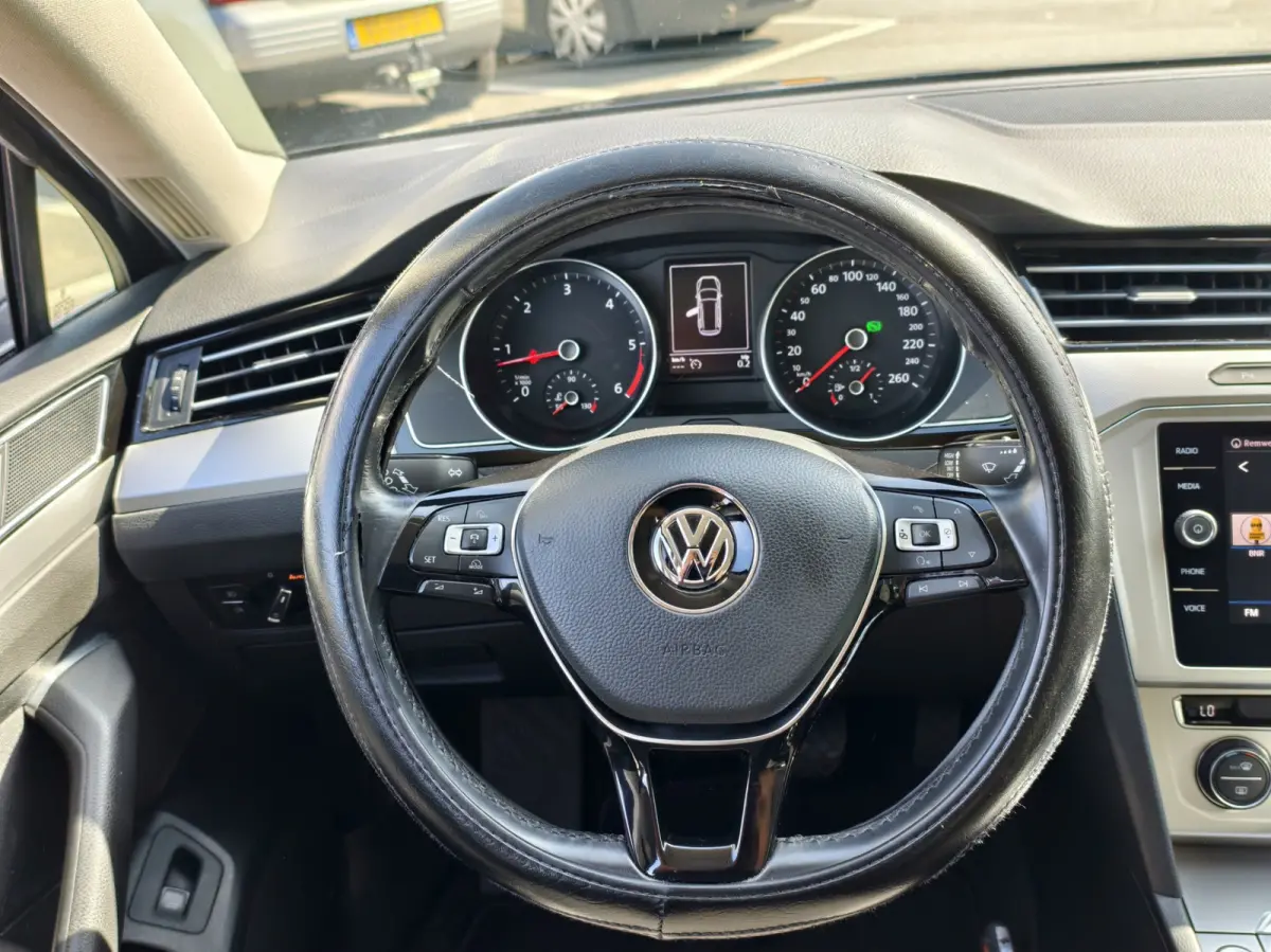 1.6 TDI Comfortline Business // AIRCO / CRUISE / AUTOMAAT / NAP