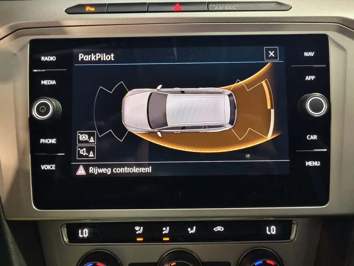 1.6 TDI Comfortline Business // AIRCO / CRUISE / AUTOMAAT / NAP