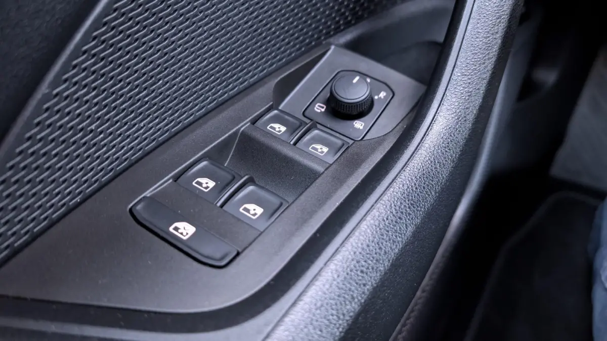 1.0 e-TSI 110pk DSG Business Edition | Navigatie | Elektrische Achterklep