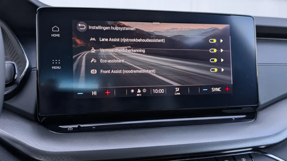 1.0 e-TSI 110pk DSG Business Edition | Navigatie | Elektrische Achterklep