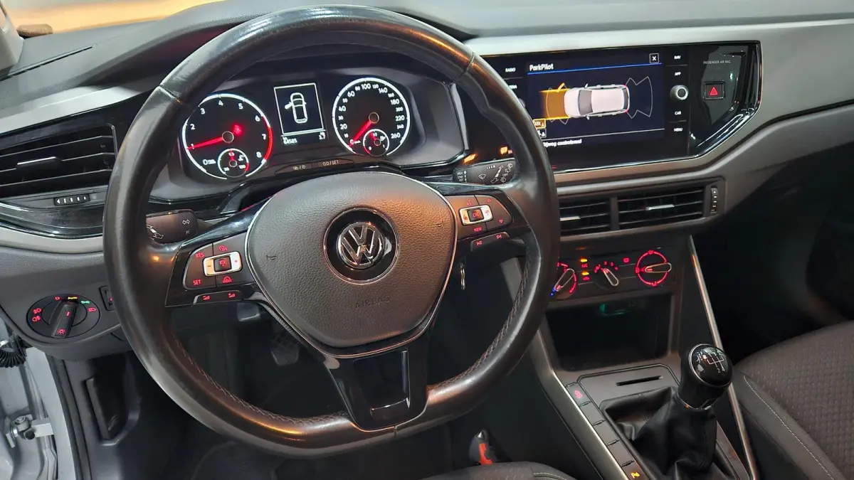 1.0 TSI Comfortline Business | ACC | CarPlay | NAP | Groot Navi