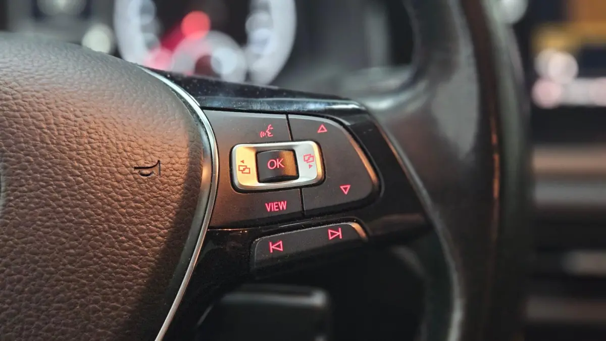 1.0 TSI Comfortline Business | ACC | CarPlay | NAP | Groot Navi