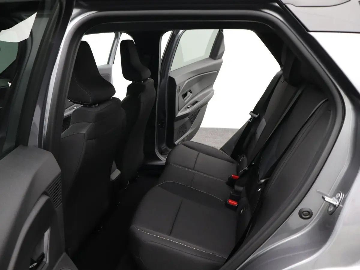 ADVANCE - Launch Edition 52 kWh | Parkeercamera | Adapt. Cruise | Stoelverw. |