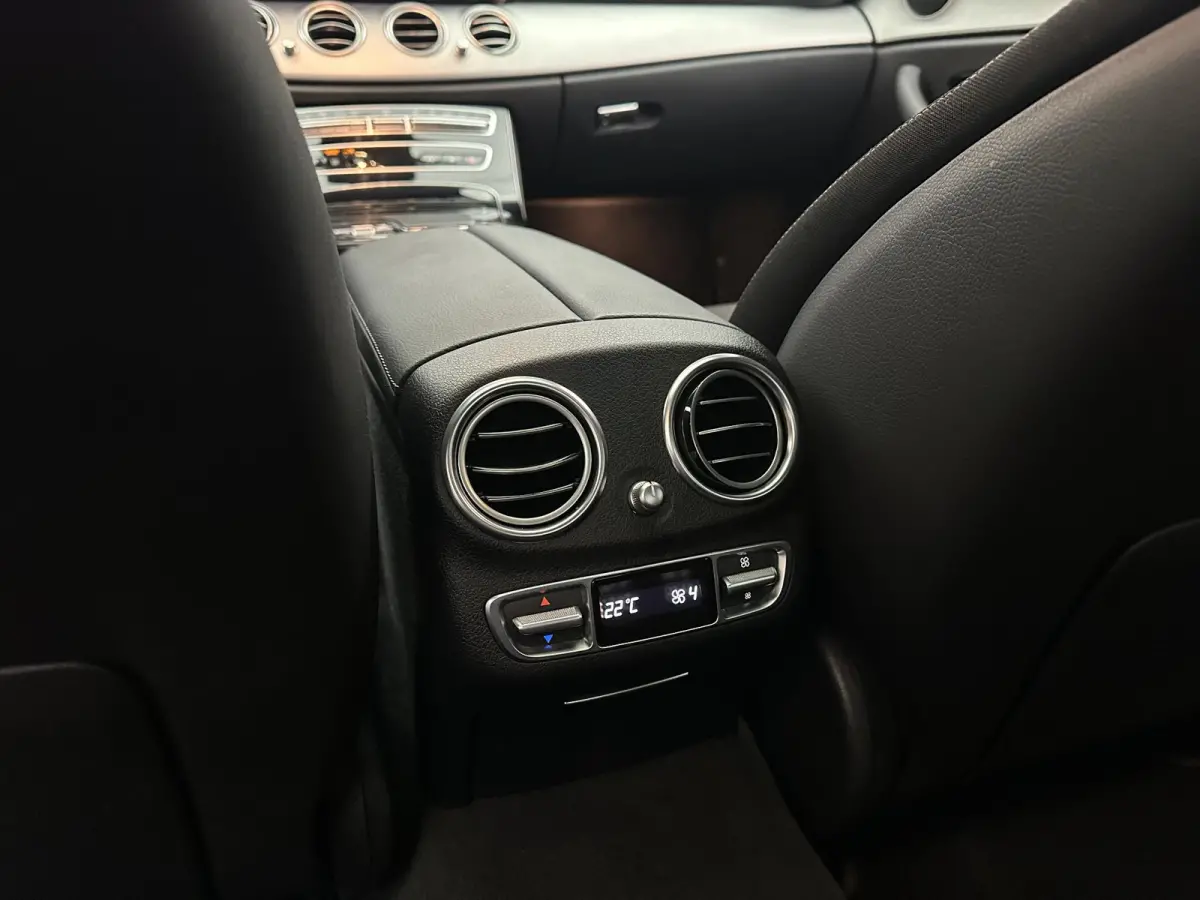 300 e Luxury line Open Dak HeadUp Dealer Garantie Mercedes