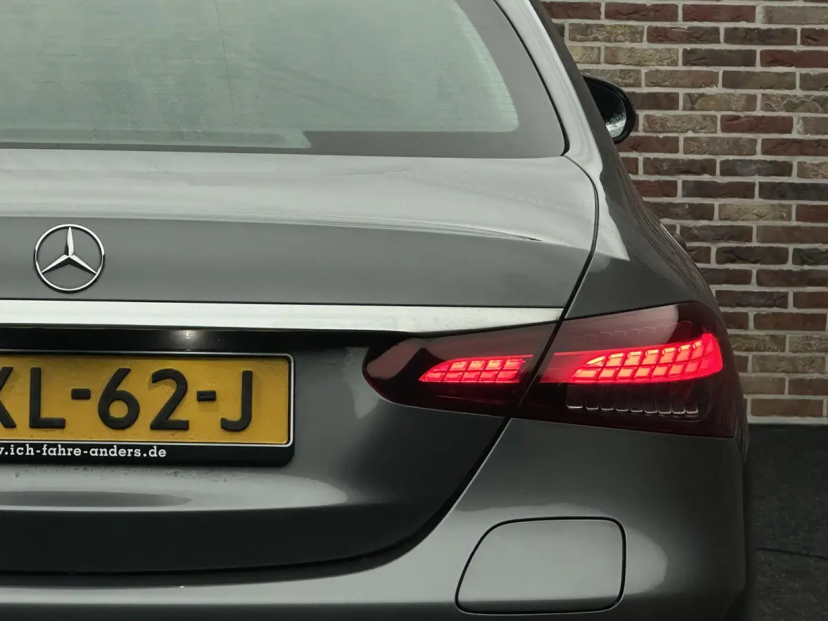 300 e Luxury line Open Dak HeadUp Dealer Garantie Mercedes