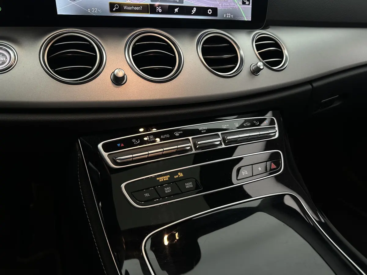 300 e Luxury line Open Dak HeadUp Dealer Garantie Mercedes