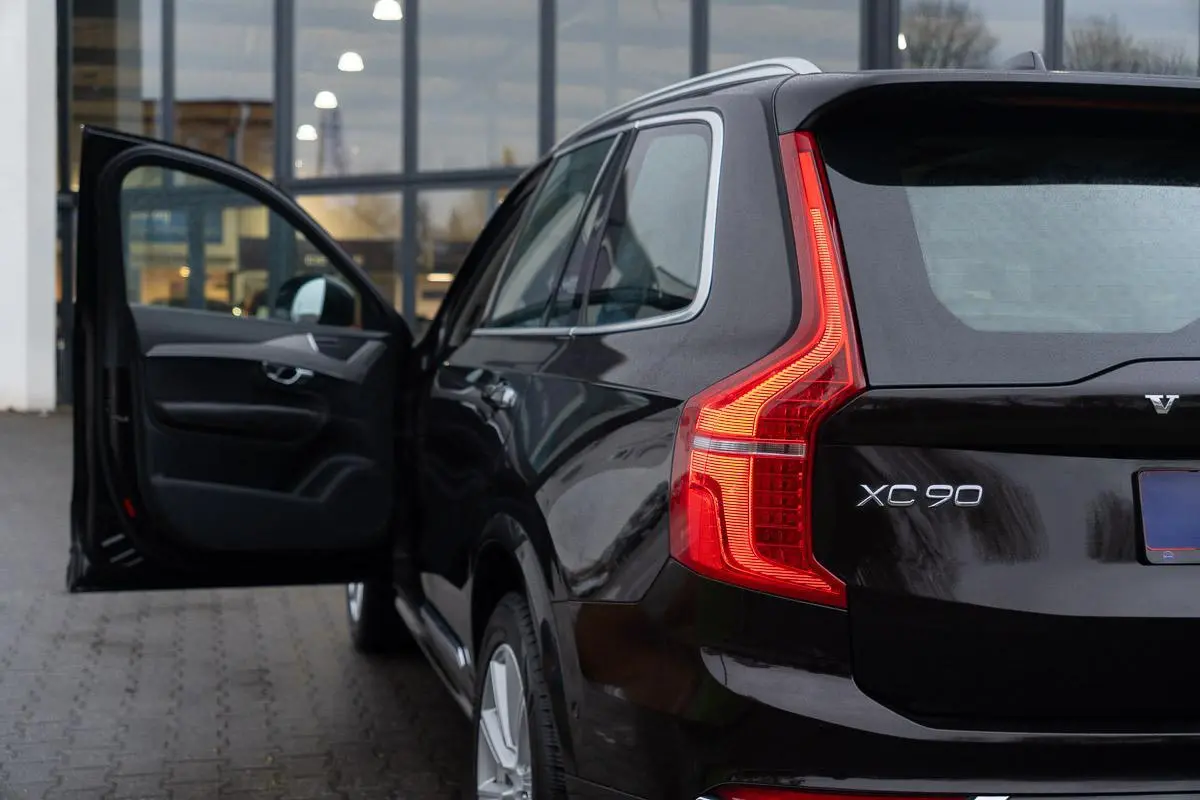 2.0 T8 Twin Engine AWD|Org NL NAP|2e Eig|Inscription|Luchtvering|Panoramadak|Trekhaak|7 persoons|CarPlay|Full Option|Dealer Onderhouden