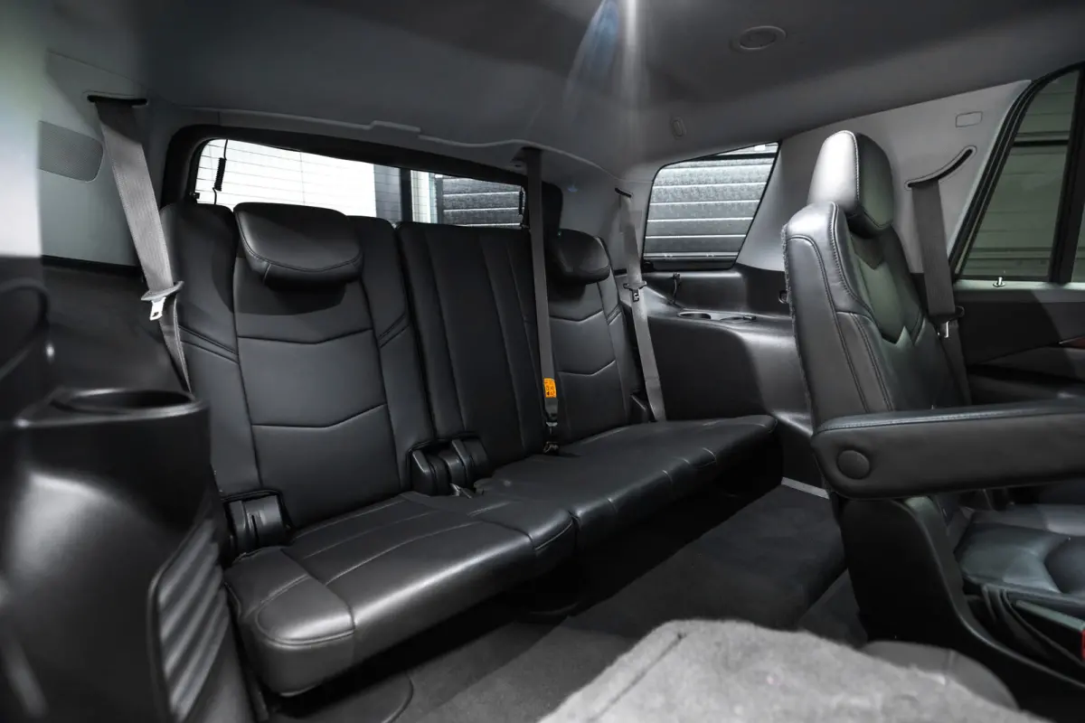 6.2 V8 Platinum 6 persoonsuitvoering (€ 35.495,87 Ex B.T.W) captain chairs