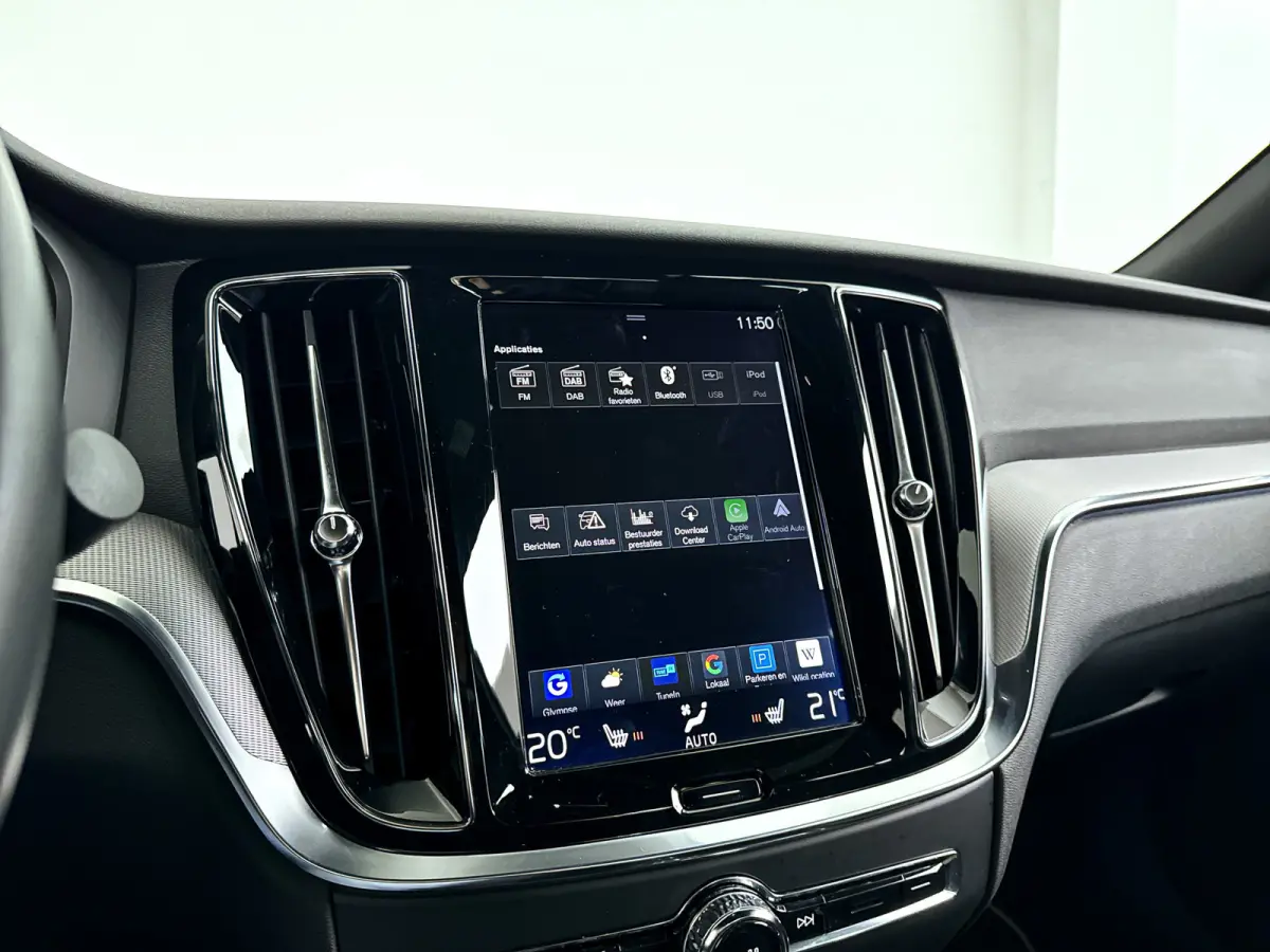 T6 AWD Twin Engine R-Design | Parkeercamera | Stoelverwarming | Cruise control | Navigatie
