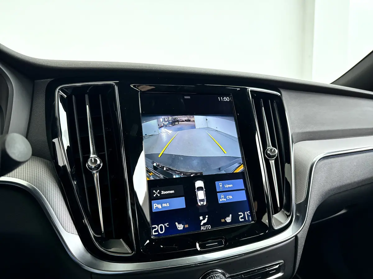 T6 AWD Twin Engine R-Design | Parkeercamera | Stoelverwarming | Cruise control | Navigatie